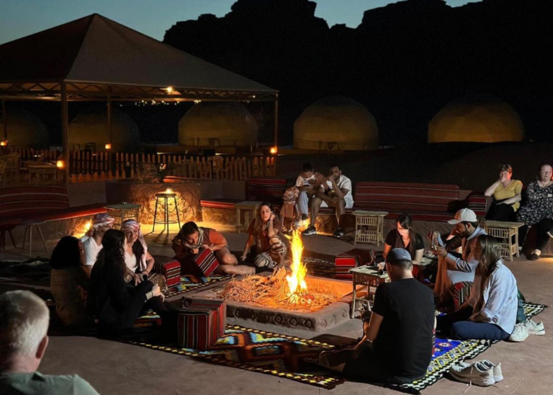 Angelina Wadi Rum Camp Eksteriør billede