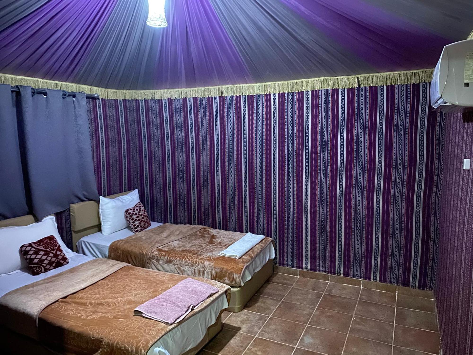 Angelina Wadi Rum Camp Eksteriør billede