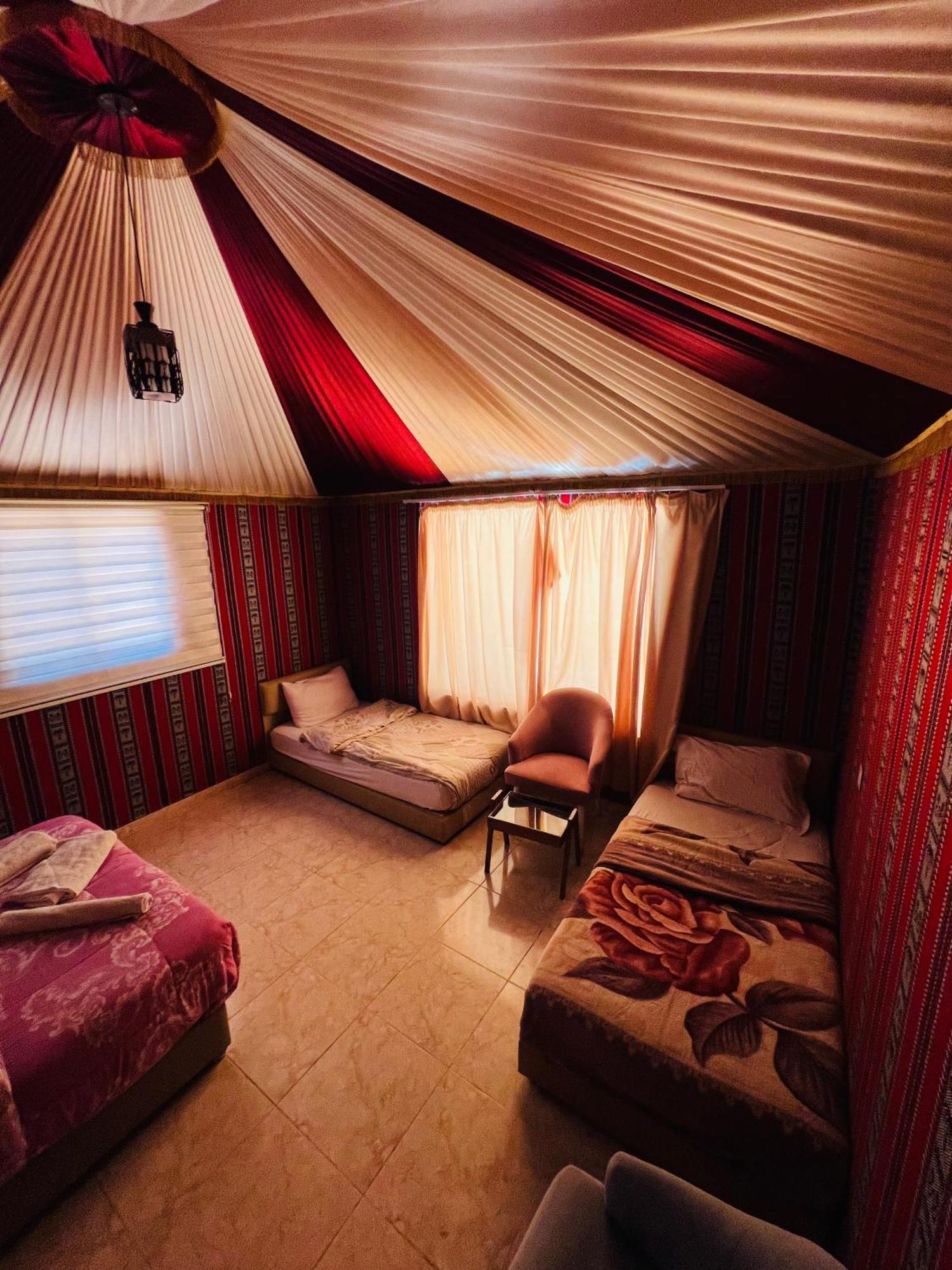 Angelina Wadi Rum Camp Eksteriør billede