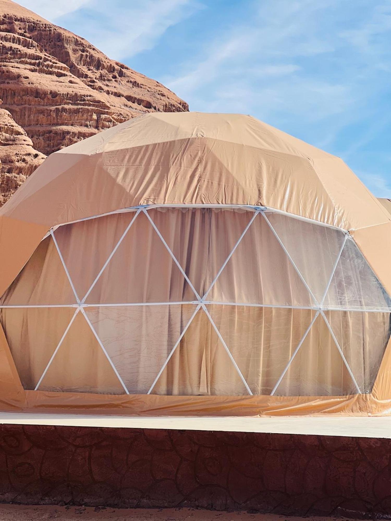 Angelina Wadi Rum Camp Eksteriør billede